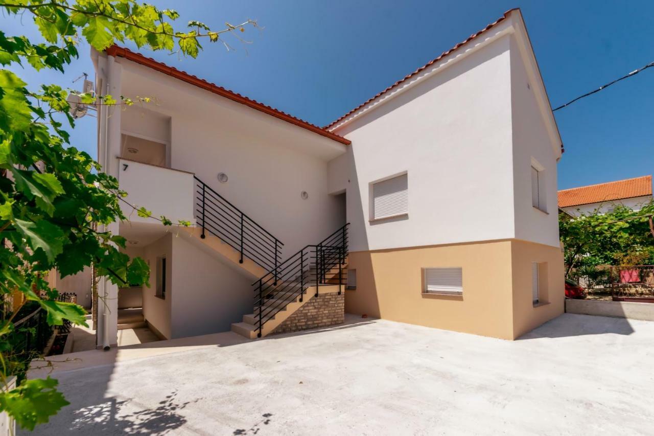 Apartment Petra Задар Екстериор снимка