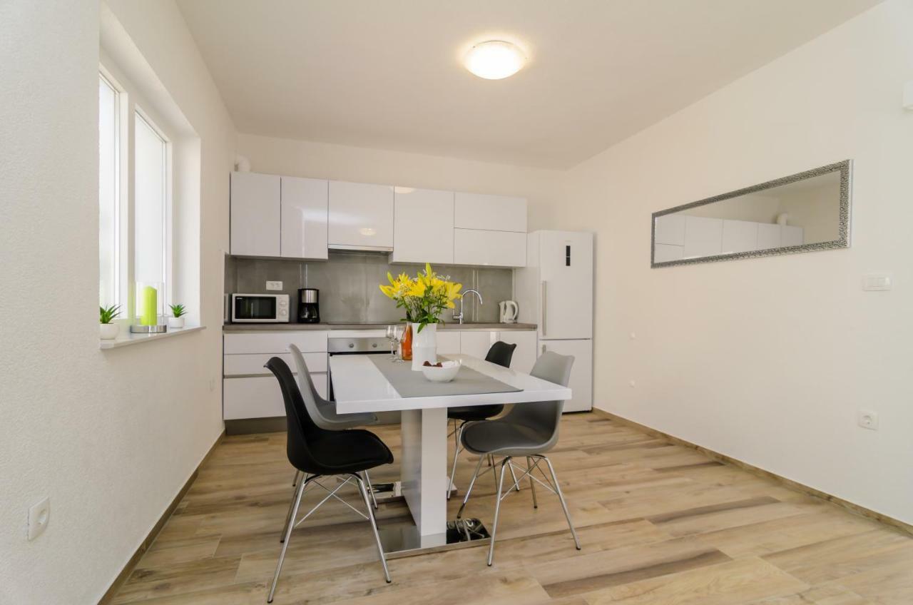 Apartment Petra Задар Екстериор снимка