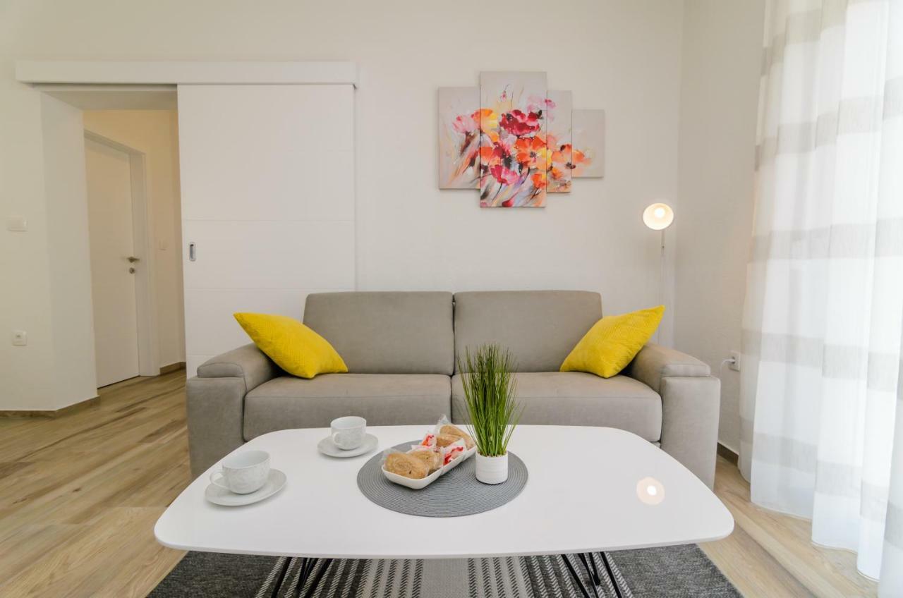 Apartment Petra Задар Екстериор снимка