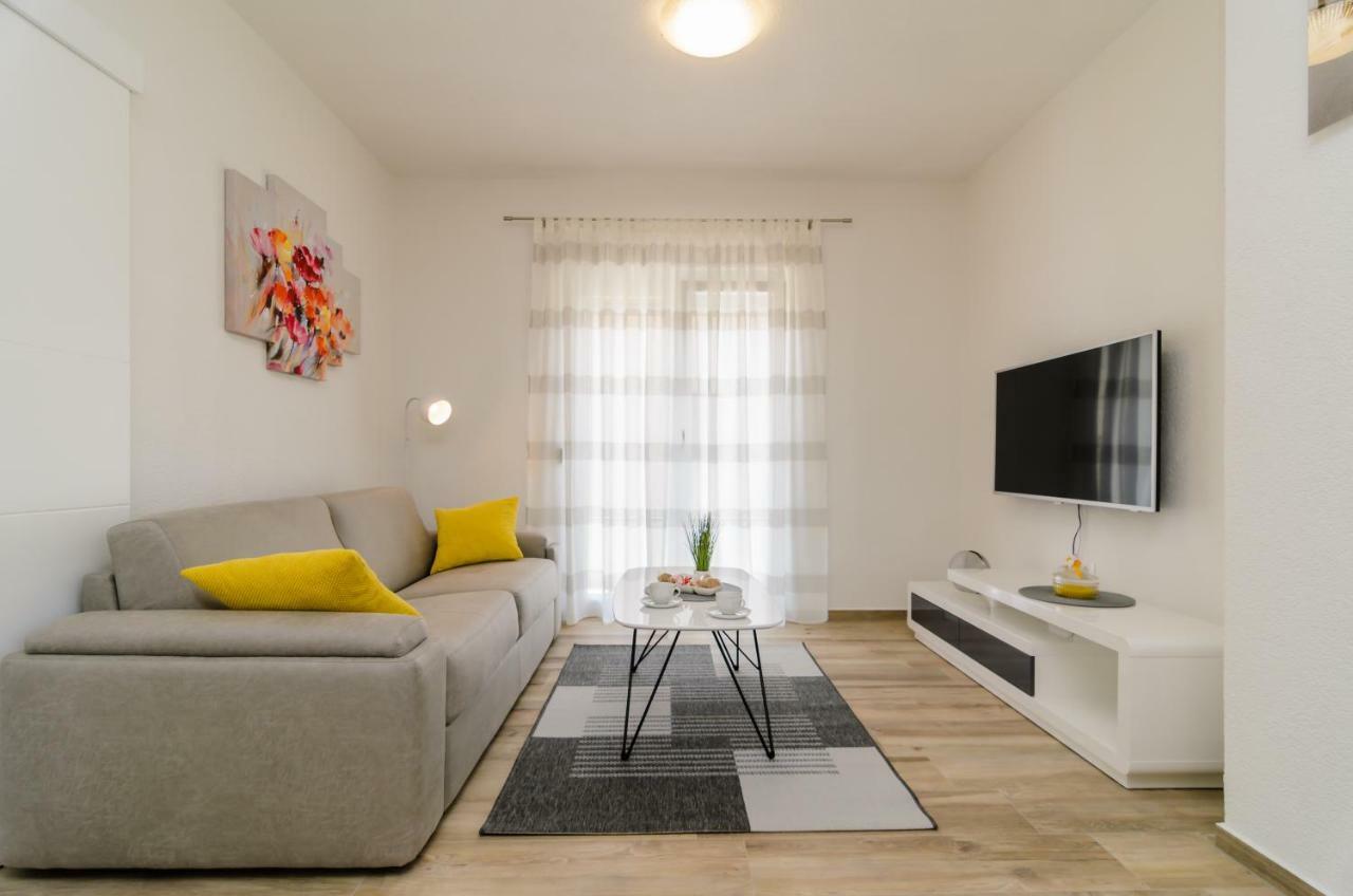 Apartment Petra Задар Екстериор снимка